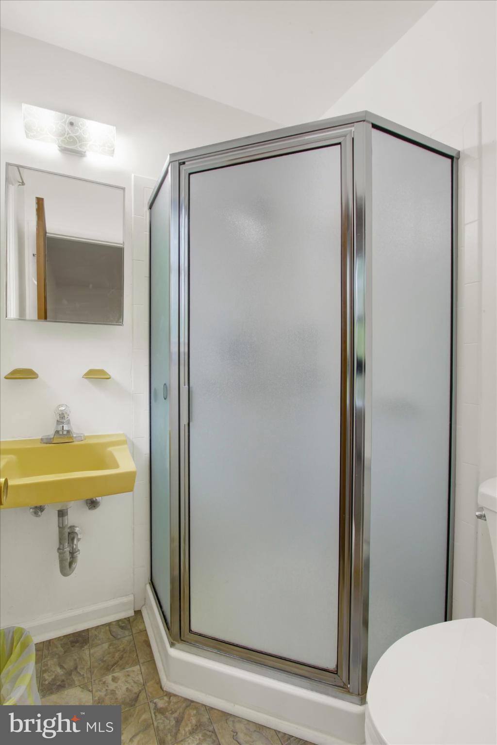 CARRIAGE HILLS - Residential