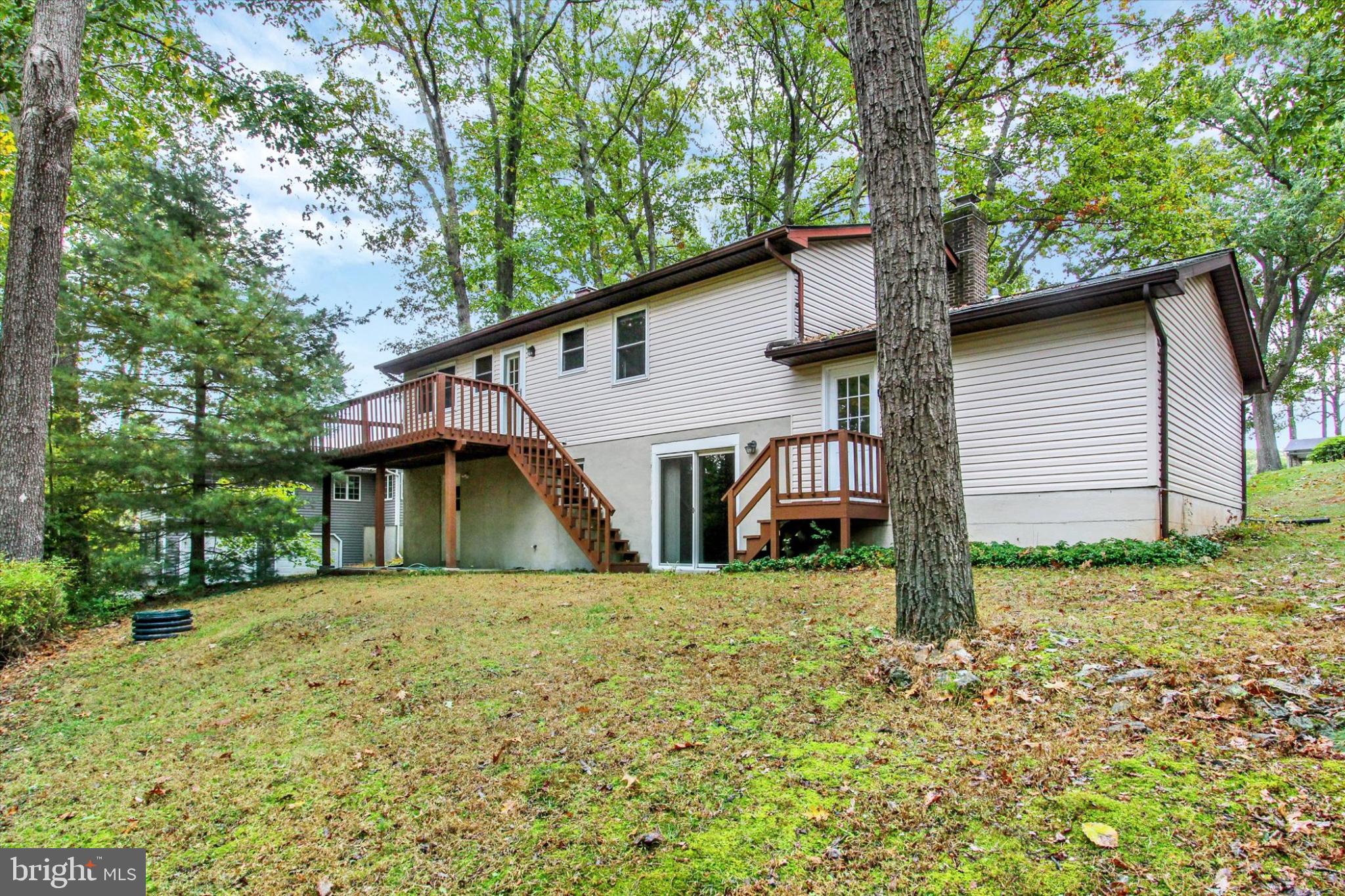 CARRIAGE HILLS - Residential