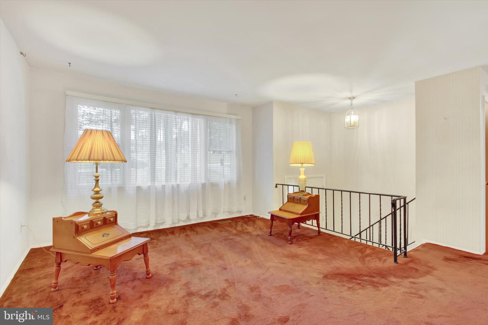 CARRIAGE HILLS - Residential