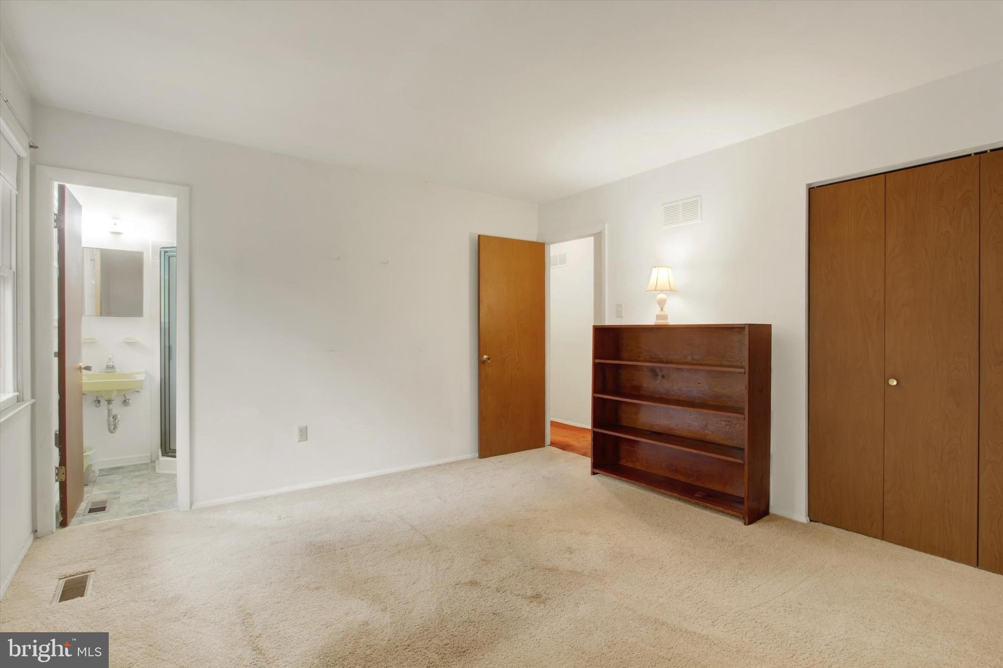 CARRIAGE HILLS - Residential