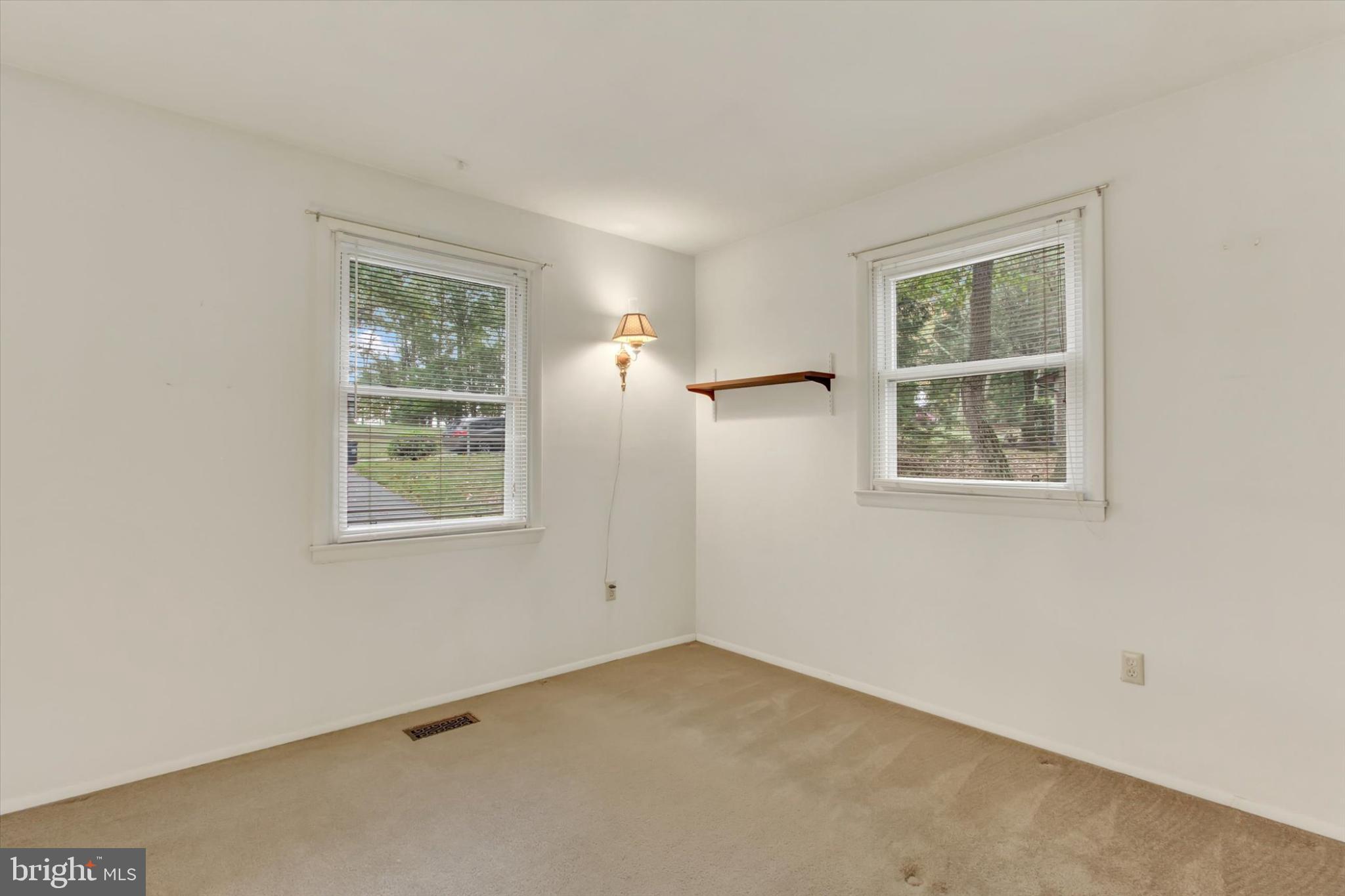 CARRIAGE HILLS - Residential