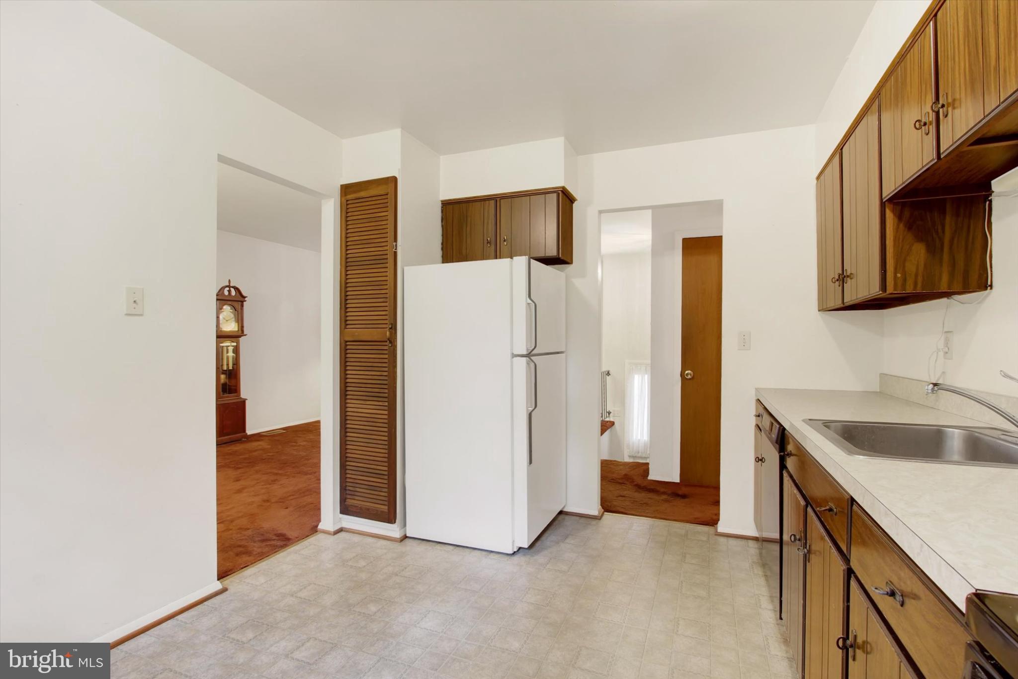 CARRIAGE HILLS - Residential