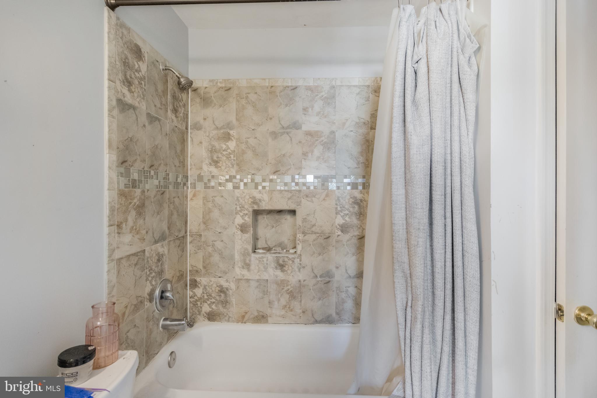 THE TOWNS AT WALKER MILL - Residential