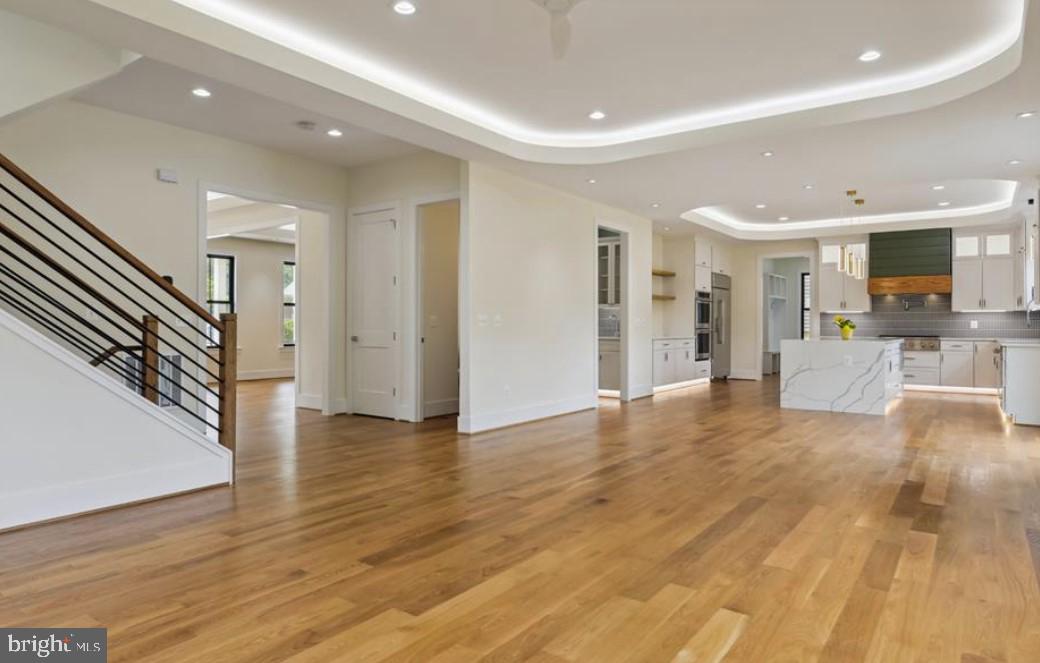 GRAYS OAKTON - Residential