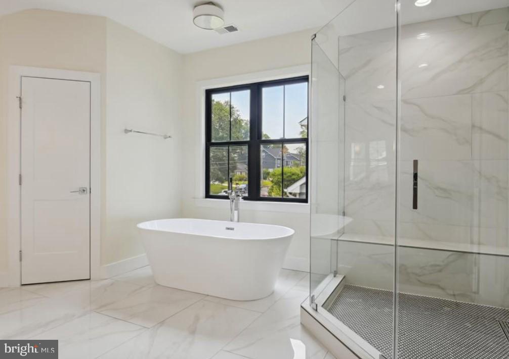 GRAYS OAKTON - Residential