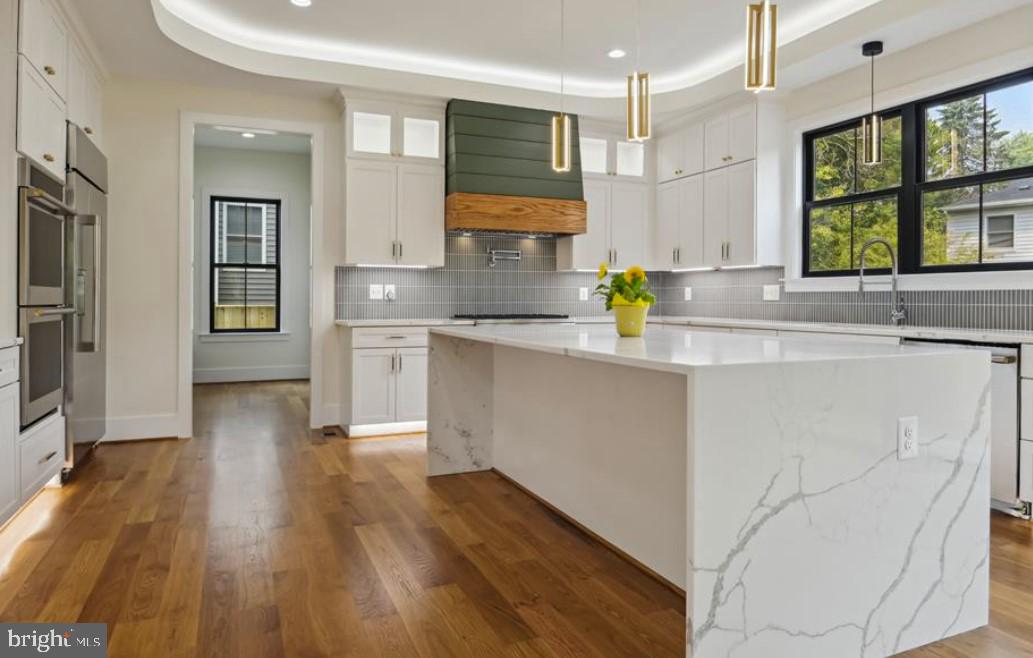 GRAYS OAKTON - Residential