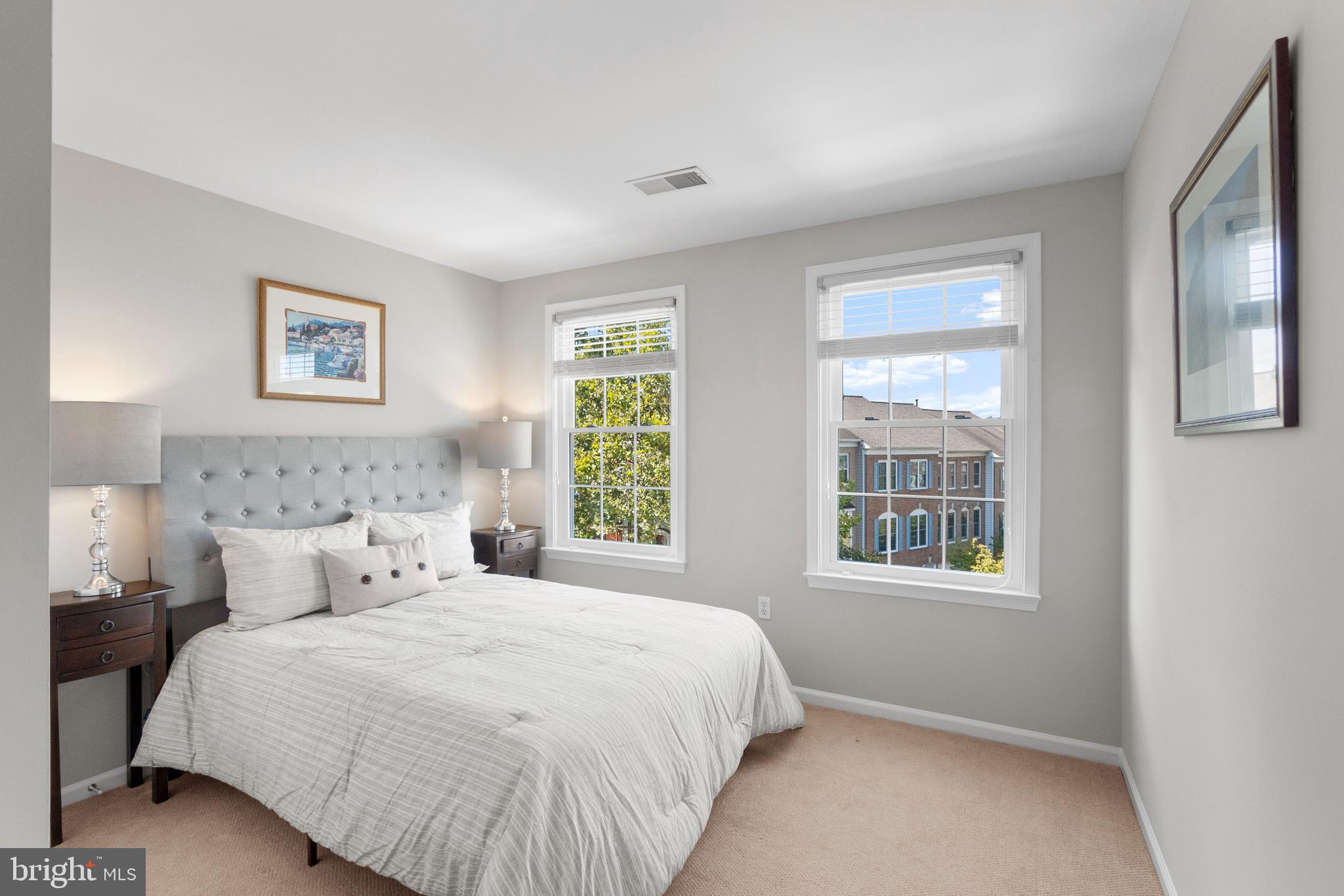 OVERLOOK - Residential