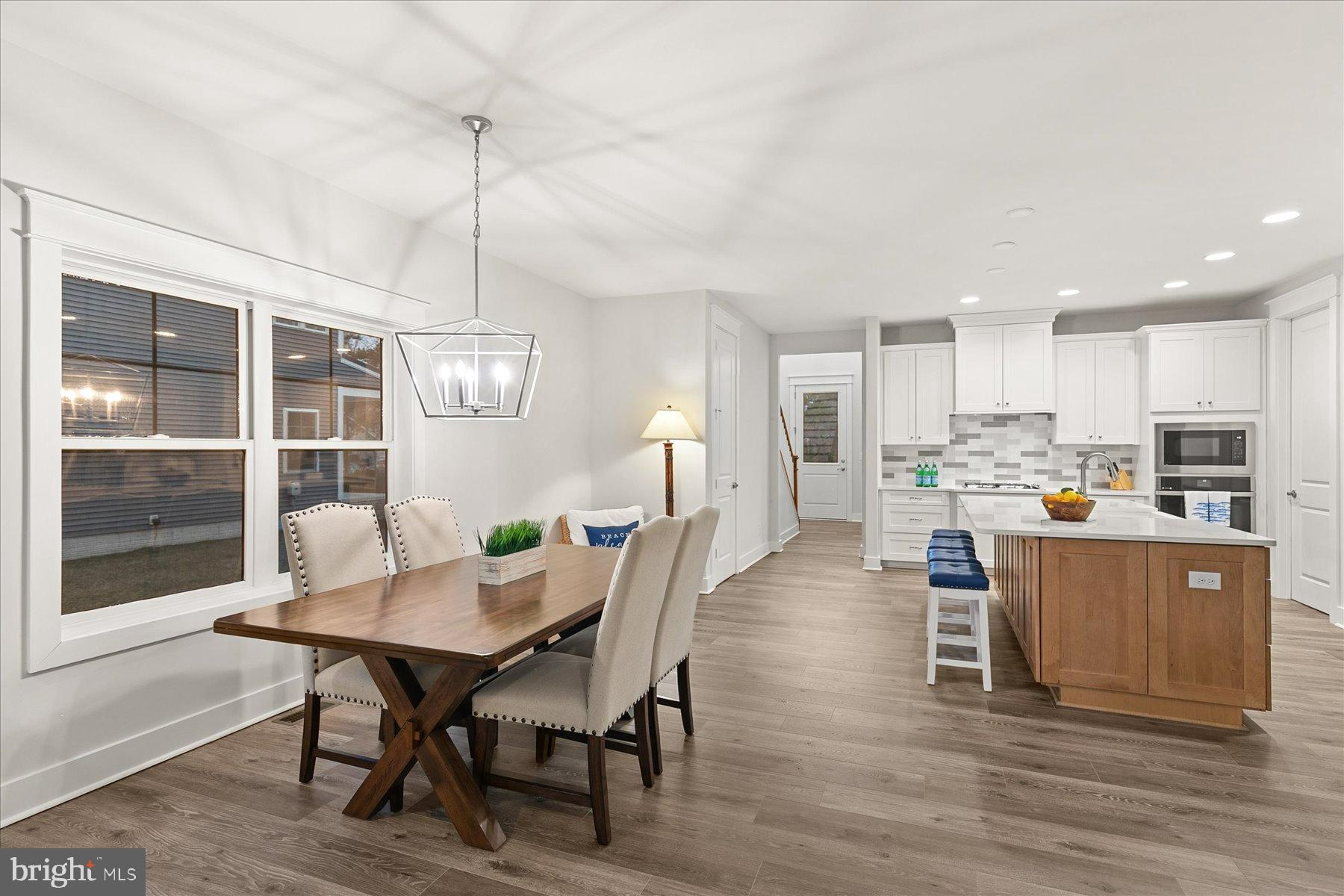 STINGRAY HARBOR - Residential