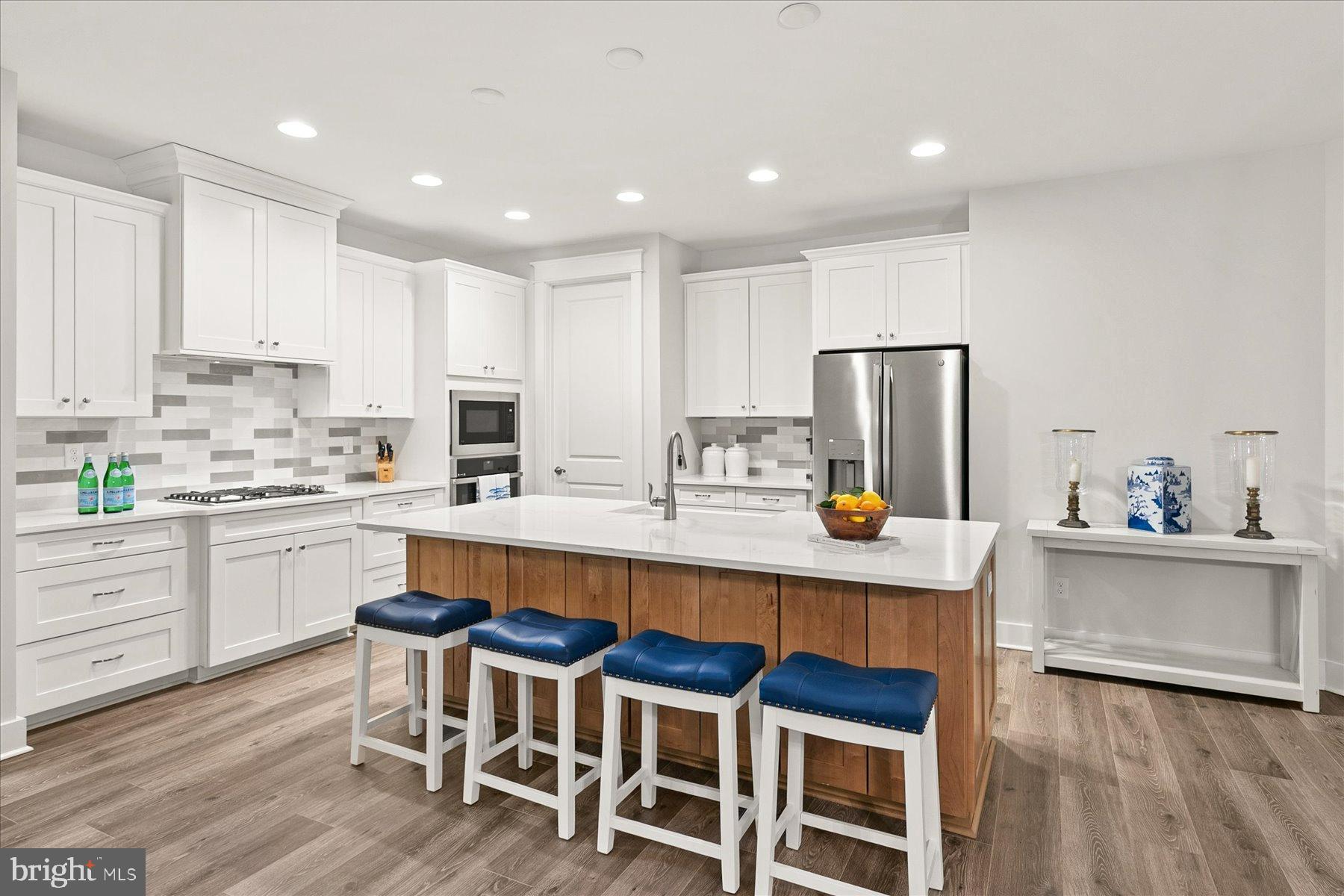 43 STINGRAY HARBOR DRIVE