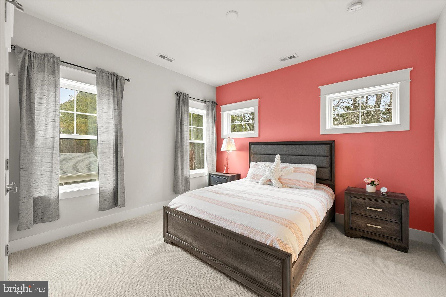 STINGRAY HARBOR - Residential