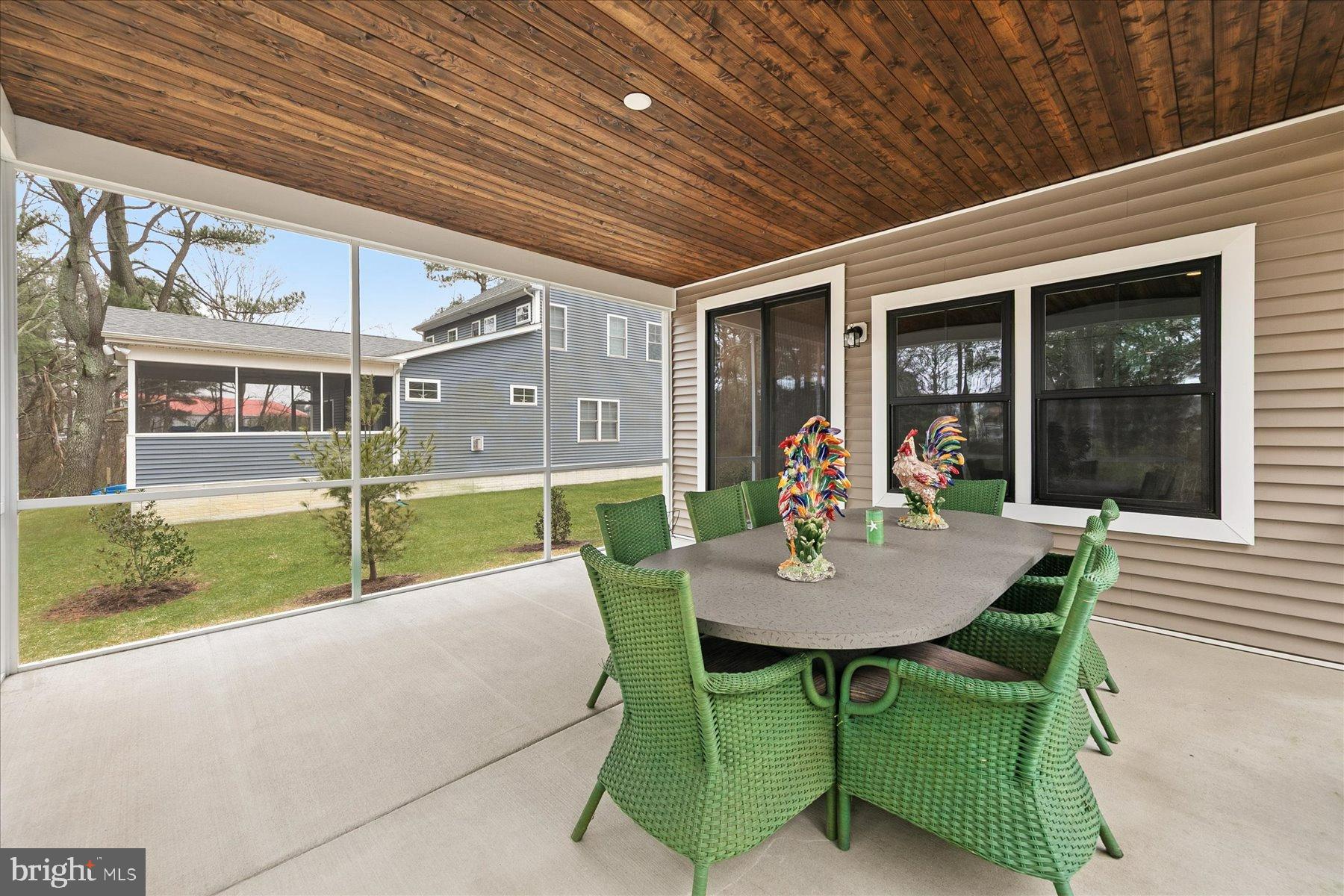 STINGRAY HARBOR - Residential