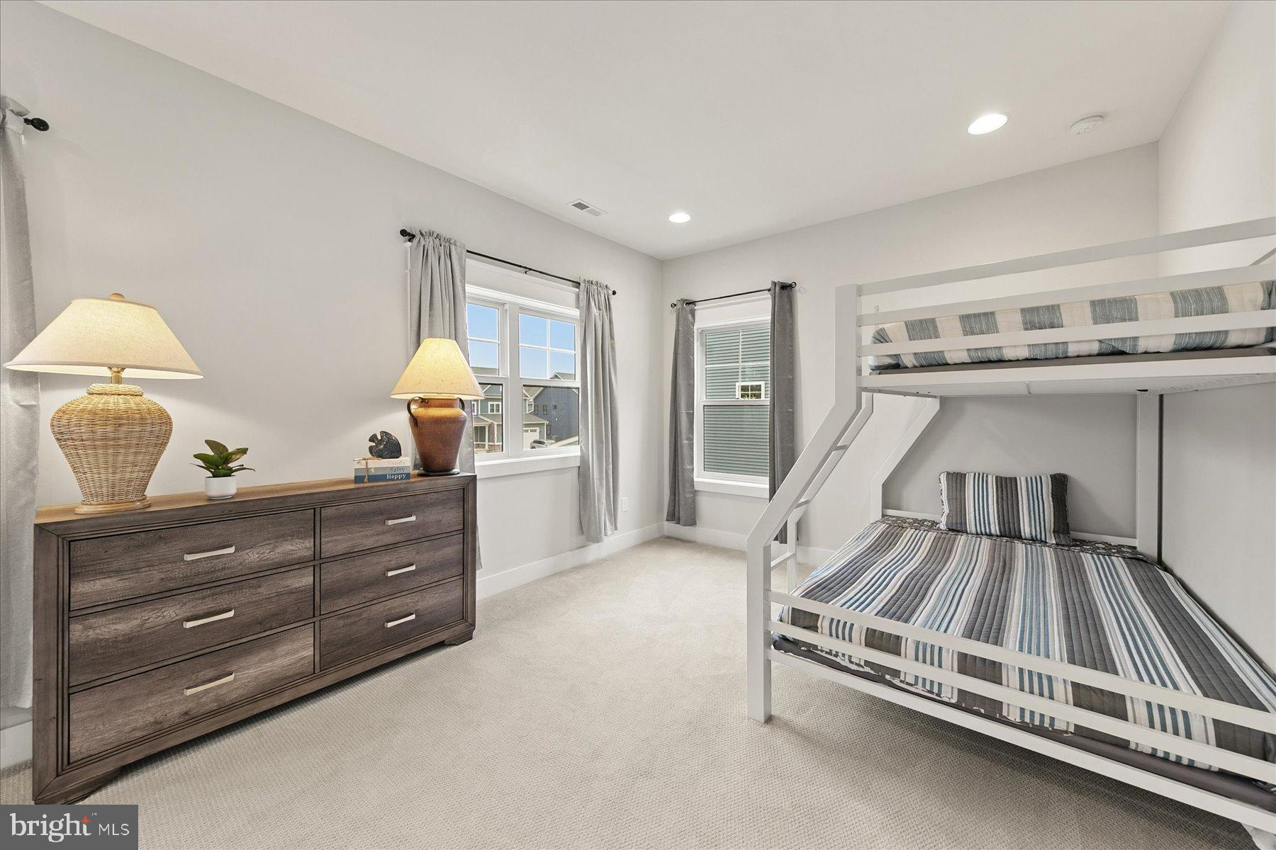 STINGRAY HARBOR - Residential