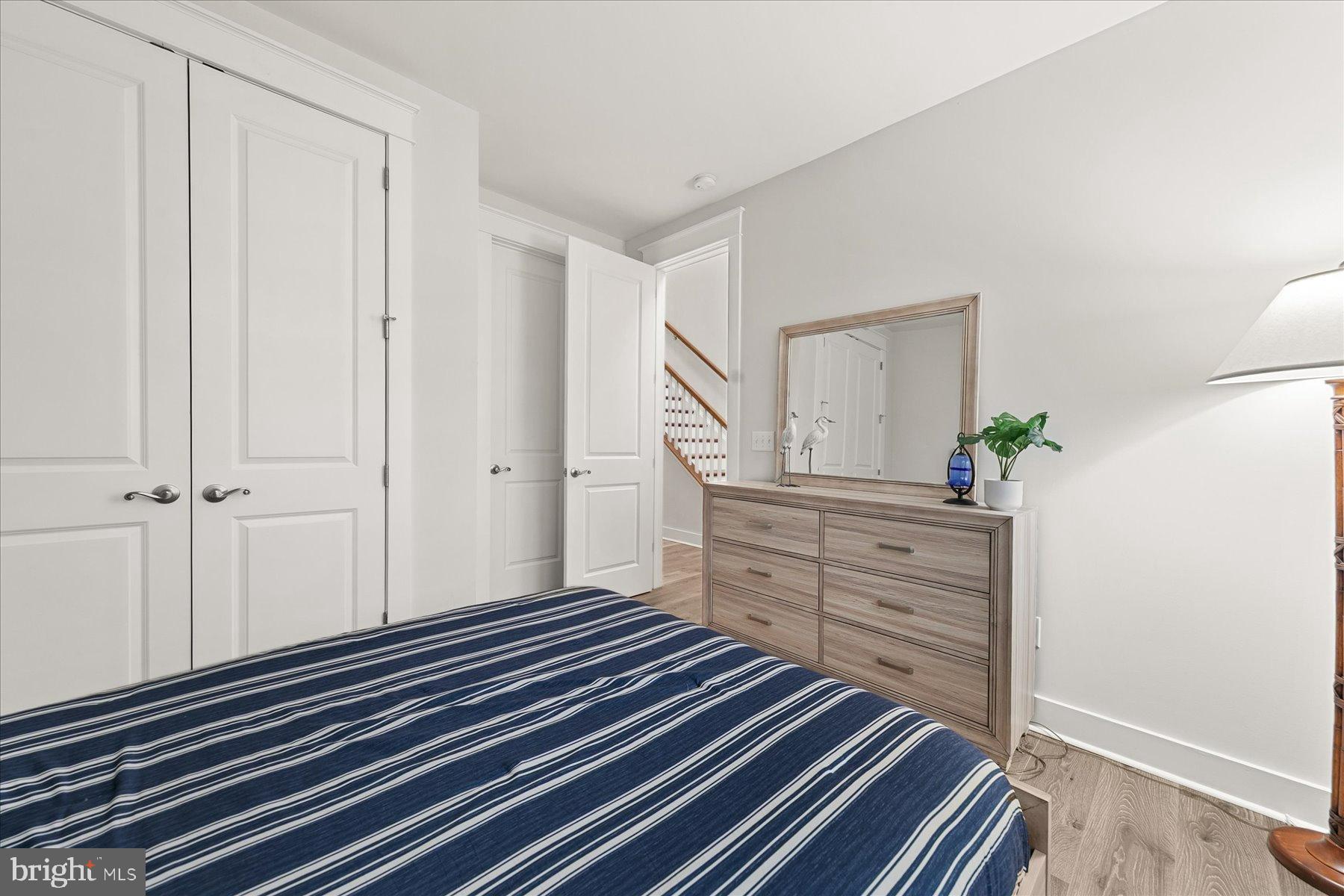 STINGRAY HARBOR - Residential