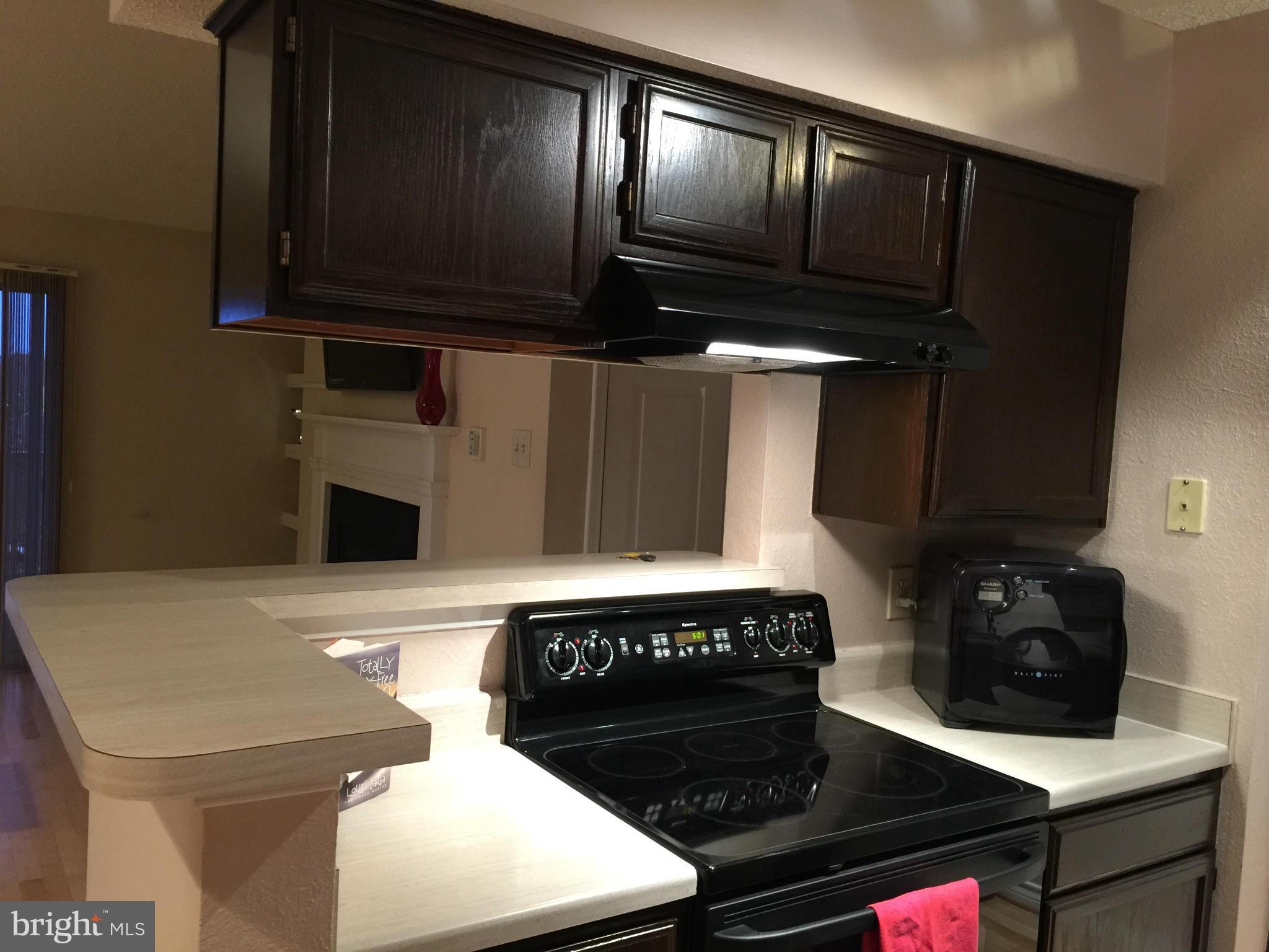 FOUNTAINS AT MCLEAN - Residential