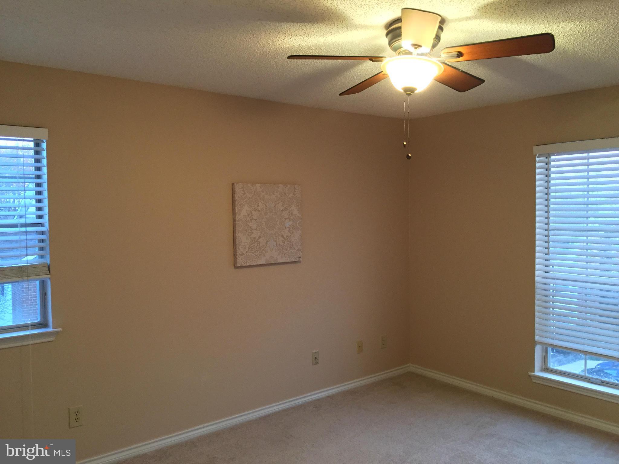 FOUNTAINS AT MCLEAN - Residential