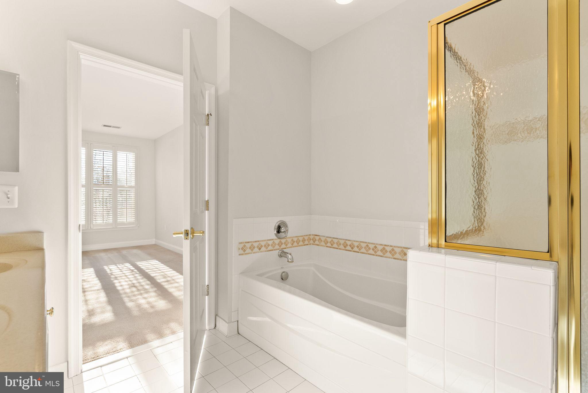 LIBERTY GROVE - Residential