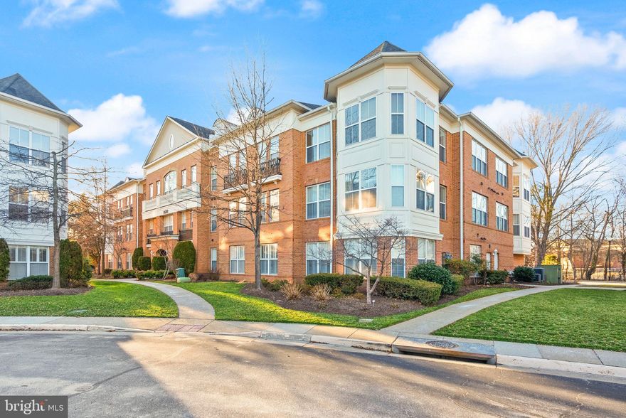 IMPROVED PRICE!! LOCATION! LOCATION! LOCATION! Close proximity to so many wonderful area amenities and attractions ***Sought-After 55+ Community | 1st-Floor Corner Unit | Prime Location in Manassas**  COME MEET YOUR NEW NEIGHBORS!! THEY CAN’T WAIT TO SAY HELLO!! 
Welcome to this bright and spacious **first-floor corner unit** in the highly desirable **Liberty Grove**, a 55+ community offering comfort, convenience, and a vibrant lifestyle. This **1,131 sq. ft. condo** features an **open floor plan** filled with natural light from expansive windows while maintaining privacy. **Beautifully Upgraded kitchen w/ Maple cabinets and Granite counters**The **primary suite** includes a **large walk-in closet** and an **en-suite bath** with a **double vanity, soaking tub, and separate shower**—a perfect retreat for relaxation.  
Freshly **professionally painted** with **cleaned and shampooed carpets**, this home is move-in ready! Ideally located **just a mile from the VRE** and Old Town Manassas’ charming shops and restaurants, it provides effortless access to entertainment, dining, and everyday essentials—including Harris Teeter and Potomac Mills, Virginia’s largest outlet mall. Commuters will appreciate the **Manassas Amtrak station less than 10 minutes away** and **Dulles International Airport under 30 minutes**.  
Enjoy a **low-maintenance lifestyle** with exterior upkeep covered by the association, allowing more time to explore the community’s inviting amenities. Stroll along the **paved sidewalks**, relax in the **social lobby**, or gather with neighbors in the **outdoor green space** featuring Adirondack chairs. Plus, this unit comes with the **closest garage access available in Liberty Grove**, just steps from the secured entrance.  

Experience the best of active adult living in this well-maintained community—schedule your showing today!