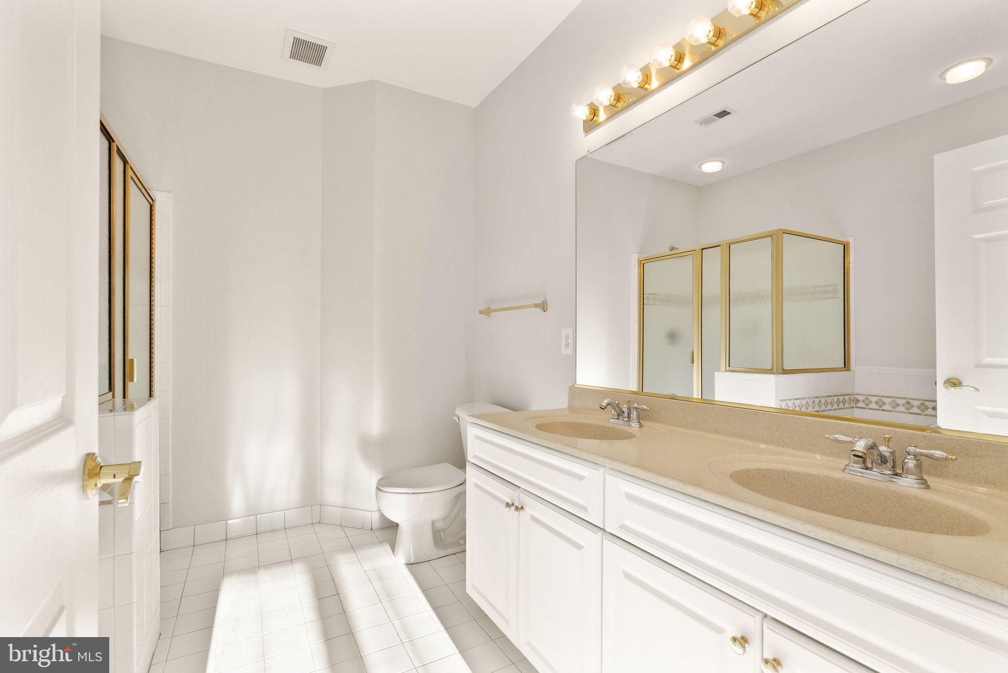 LIBERTY GROVE - Residential