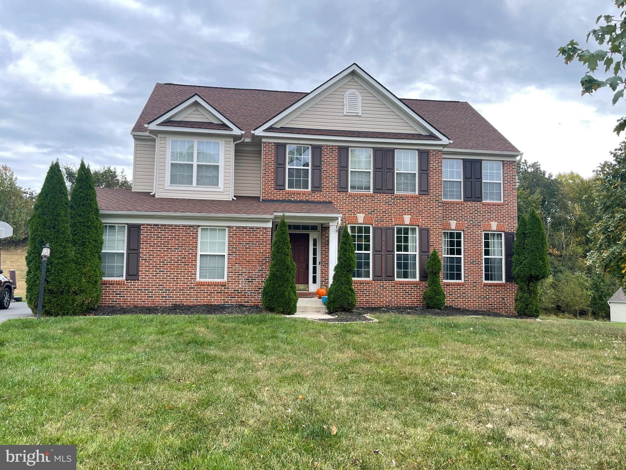 SUN VALLEY ESTATES - Residential