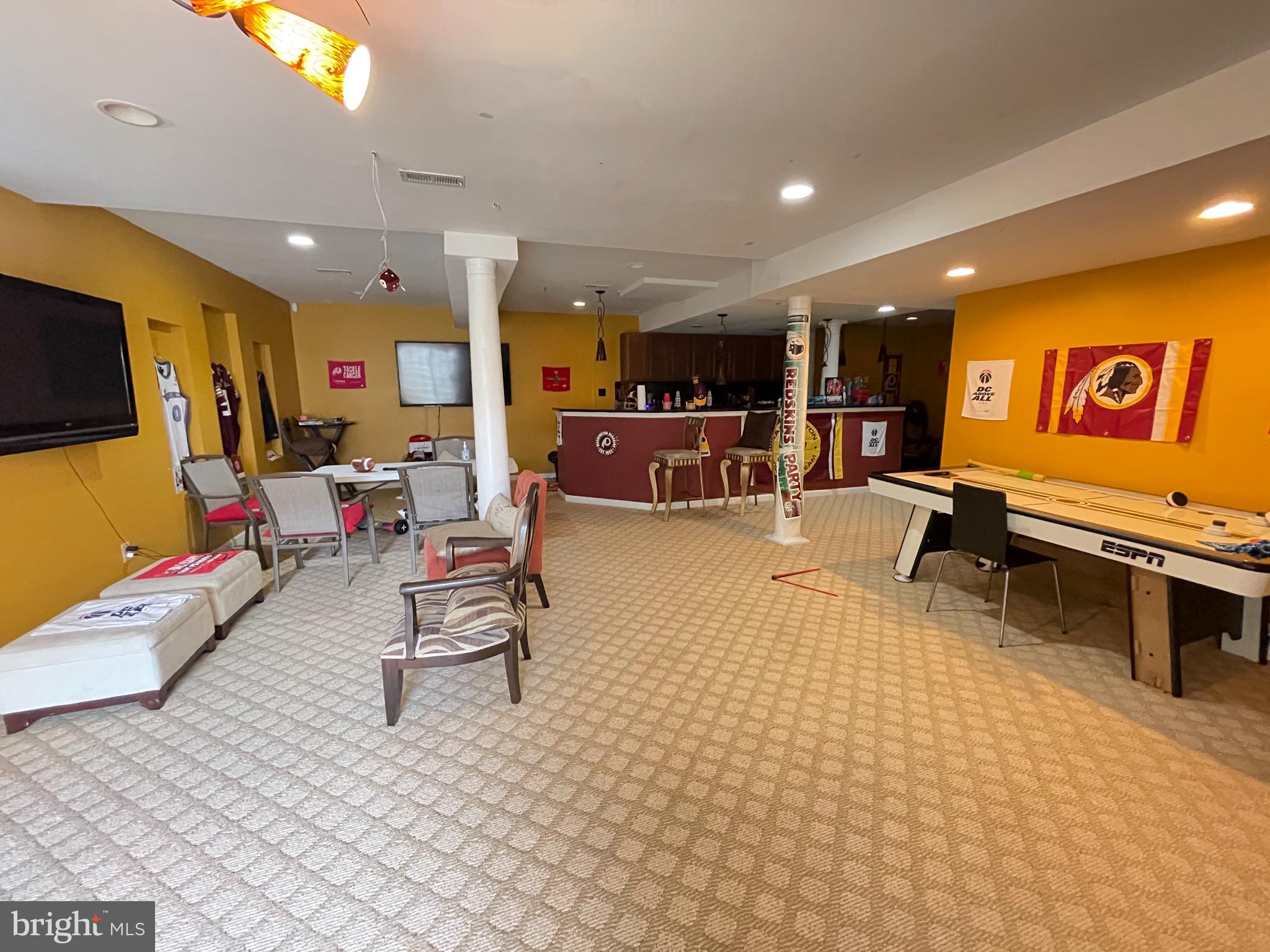 SUN VALLEY ESTATES - Residential