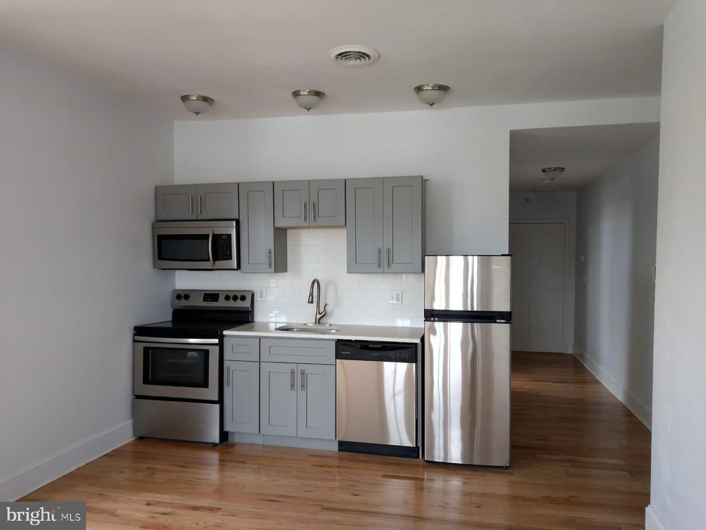 Photo of 5913 - 17 Chestnut Street #4D, PHILADELPHIA, PA 19139 (MLS # PAPH2524956)