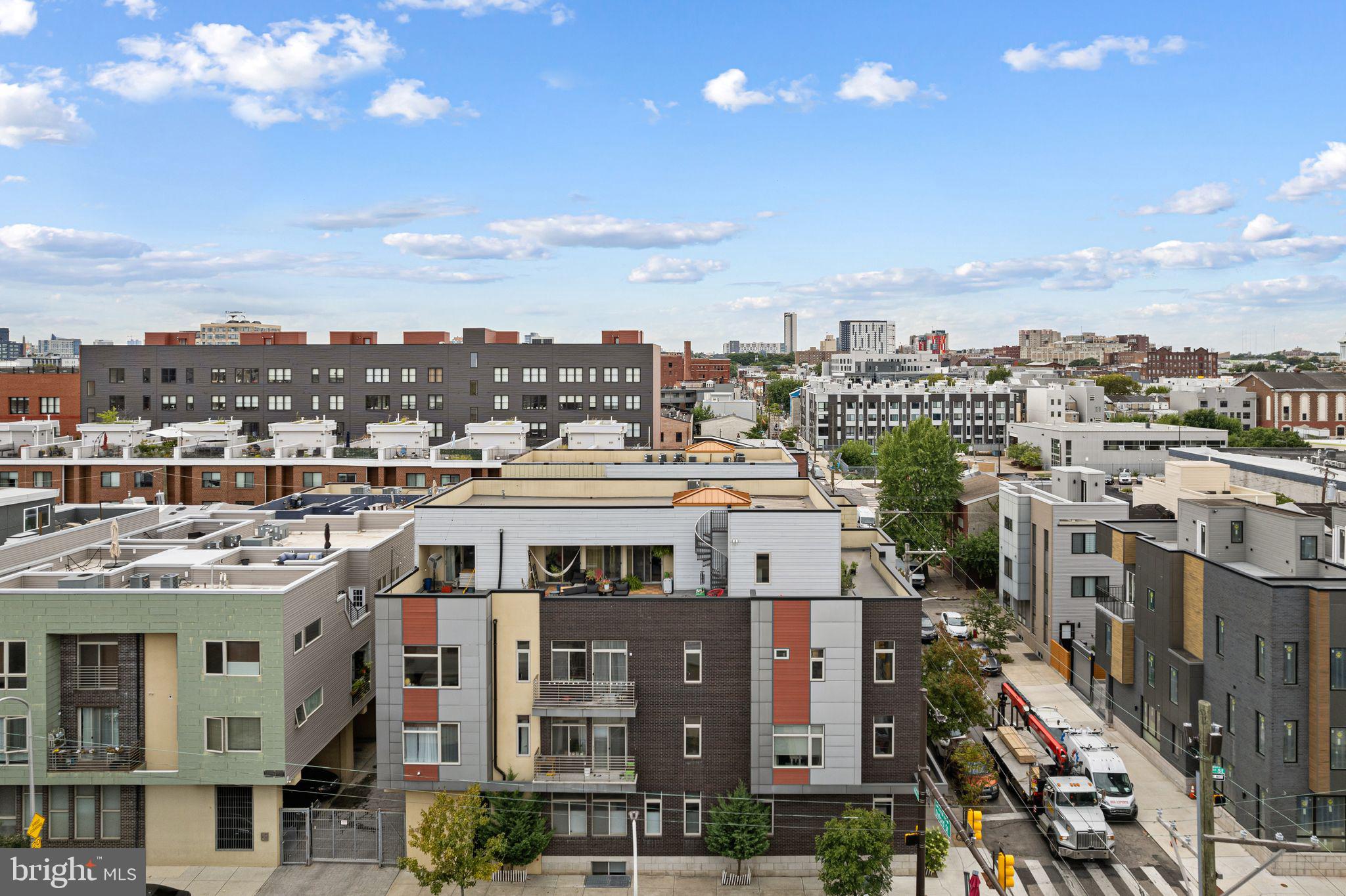 OLDE KENSINGTON - Residential