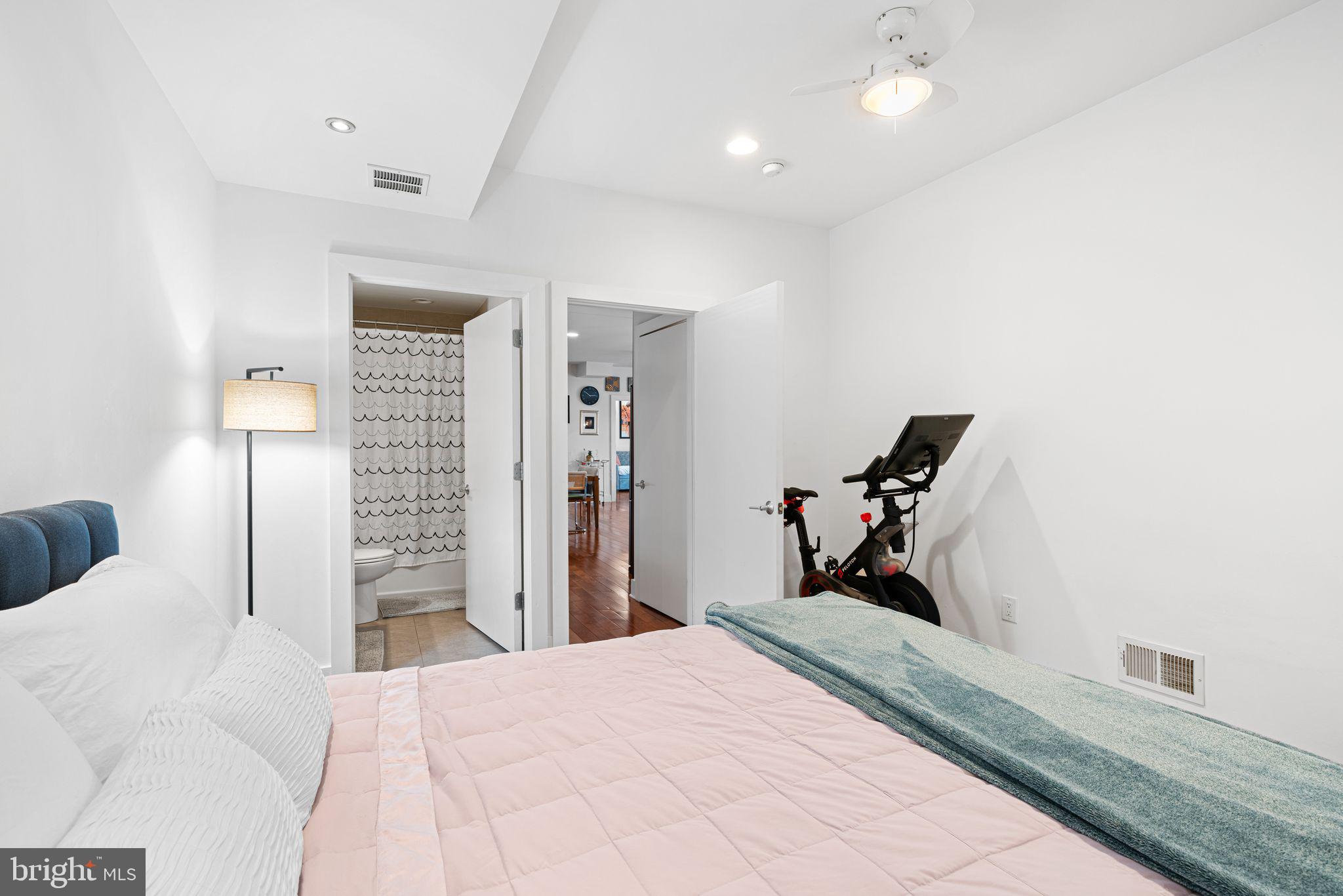 OLDE KENSINGTON - Residential