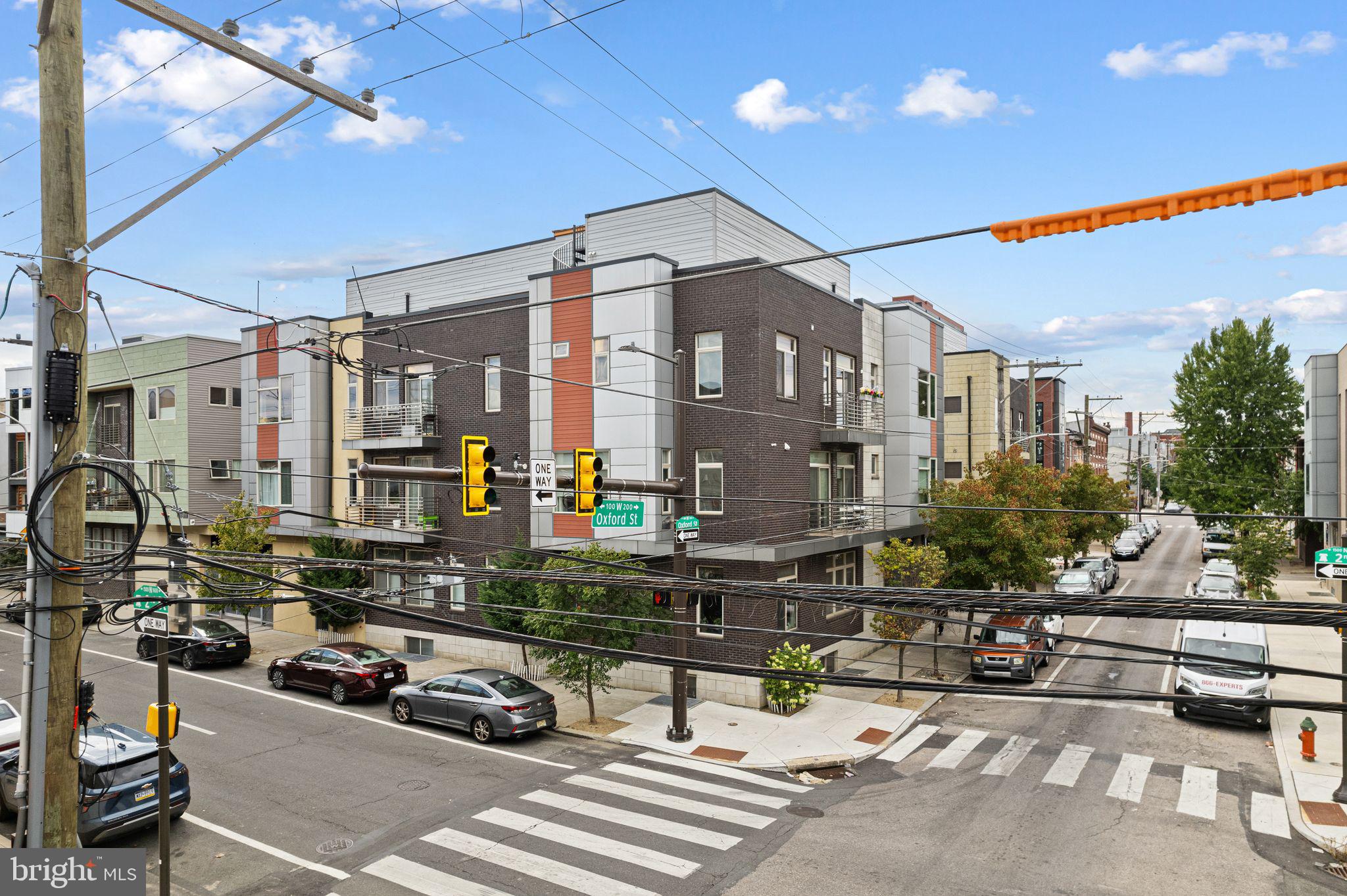 OLDE KENSINGTON - Residential