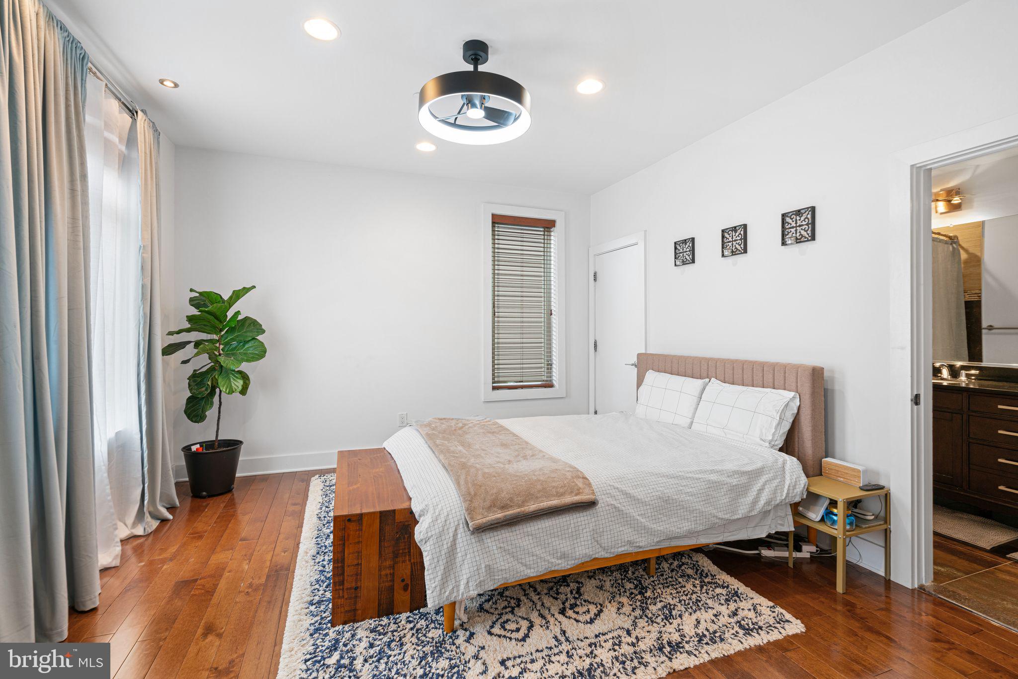 OLDE KENSINGTON - Residential