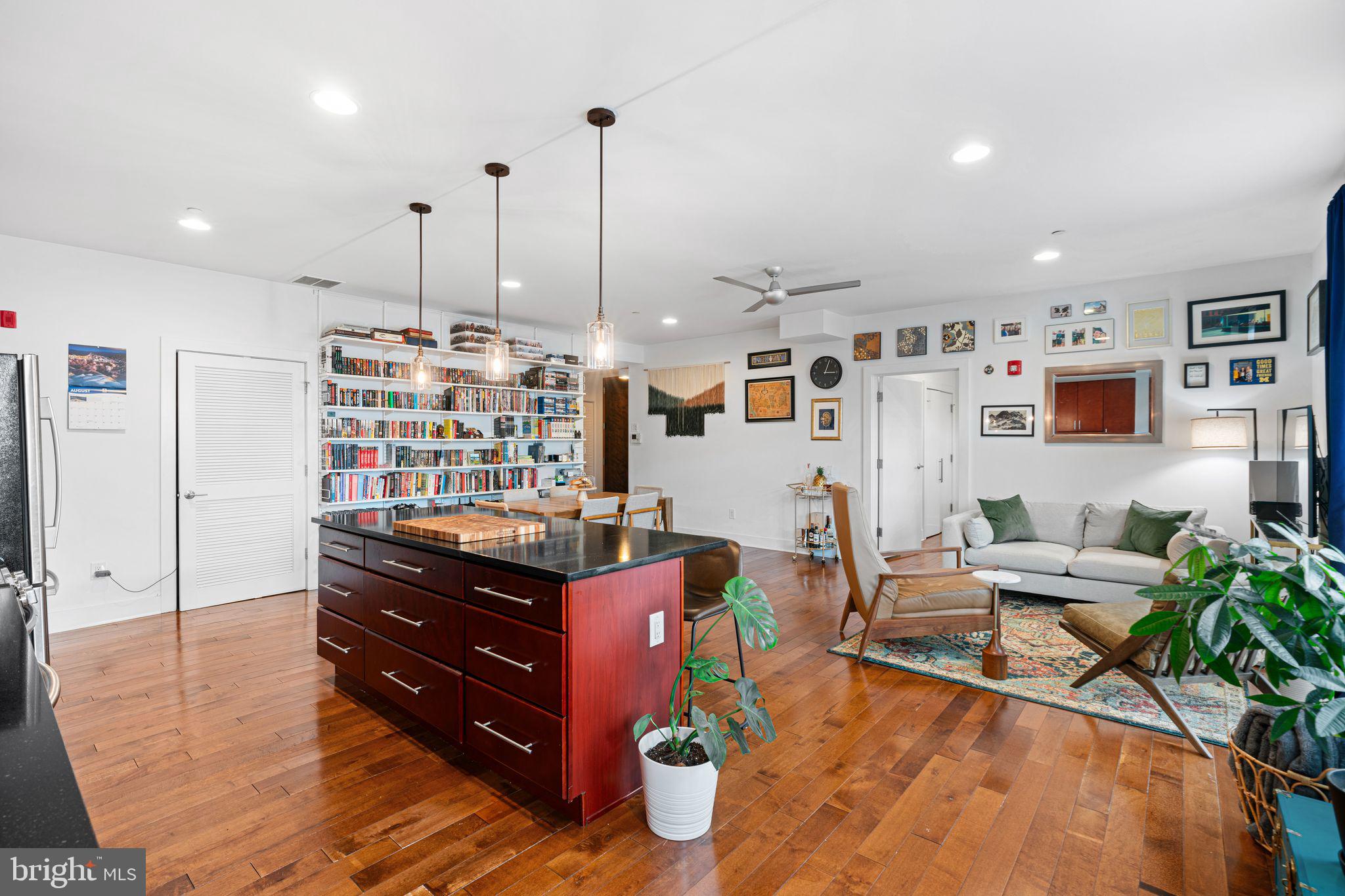 OLDE KENSINGTON - Residential