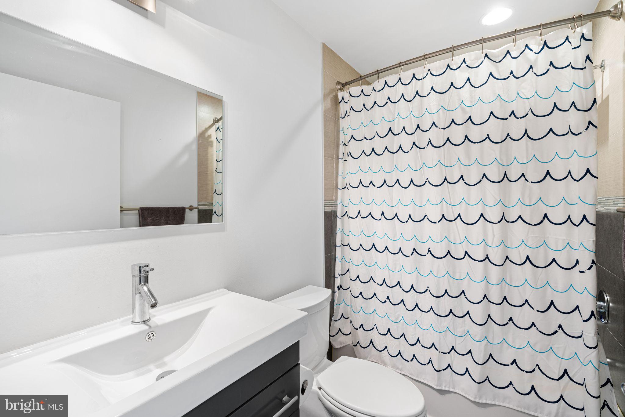 OLDE KENSINGTON - Residential