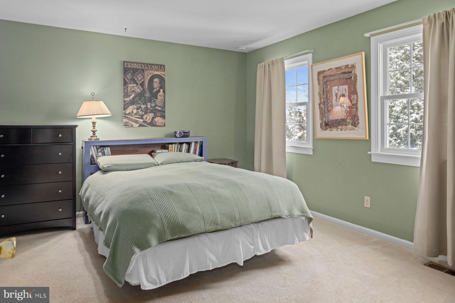 SOLEBURY FARMS EST - Residential