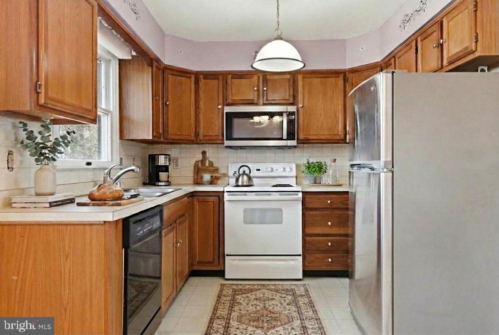 LONG BEACH - Residential