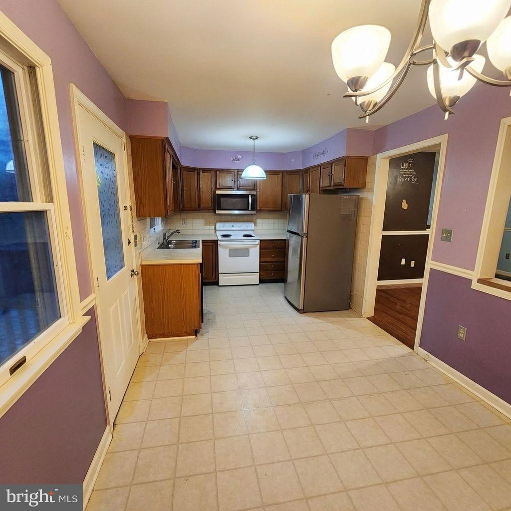 LONG BEACH - Residential