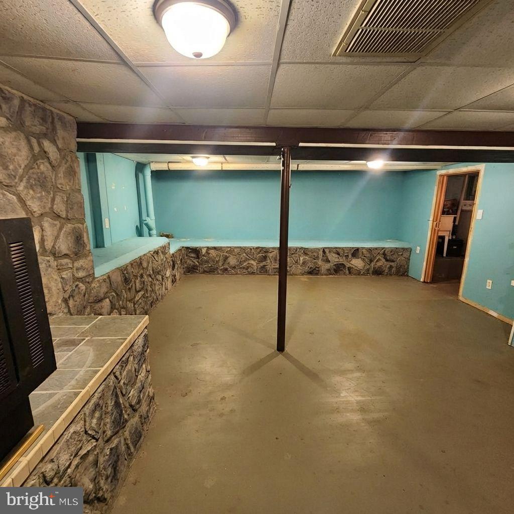 LONG BEACH - Residential