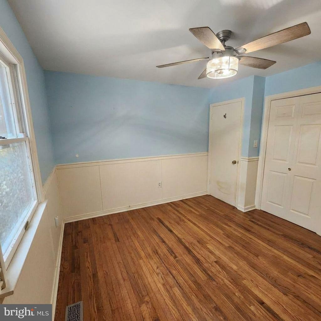 LONG BEACH - Residential