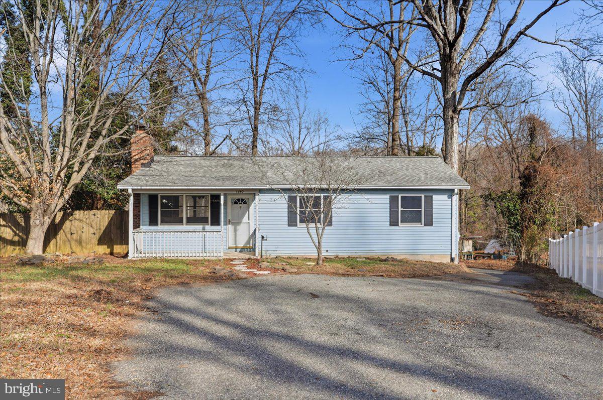 LONG BEACH - Residential