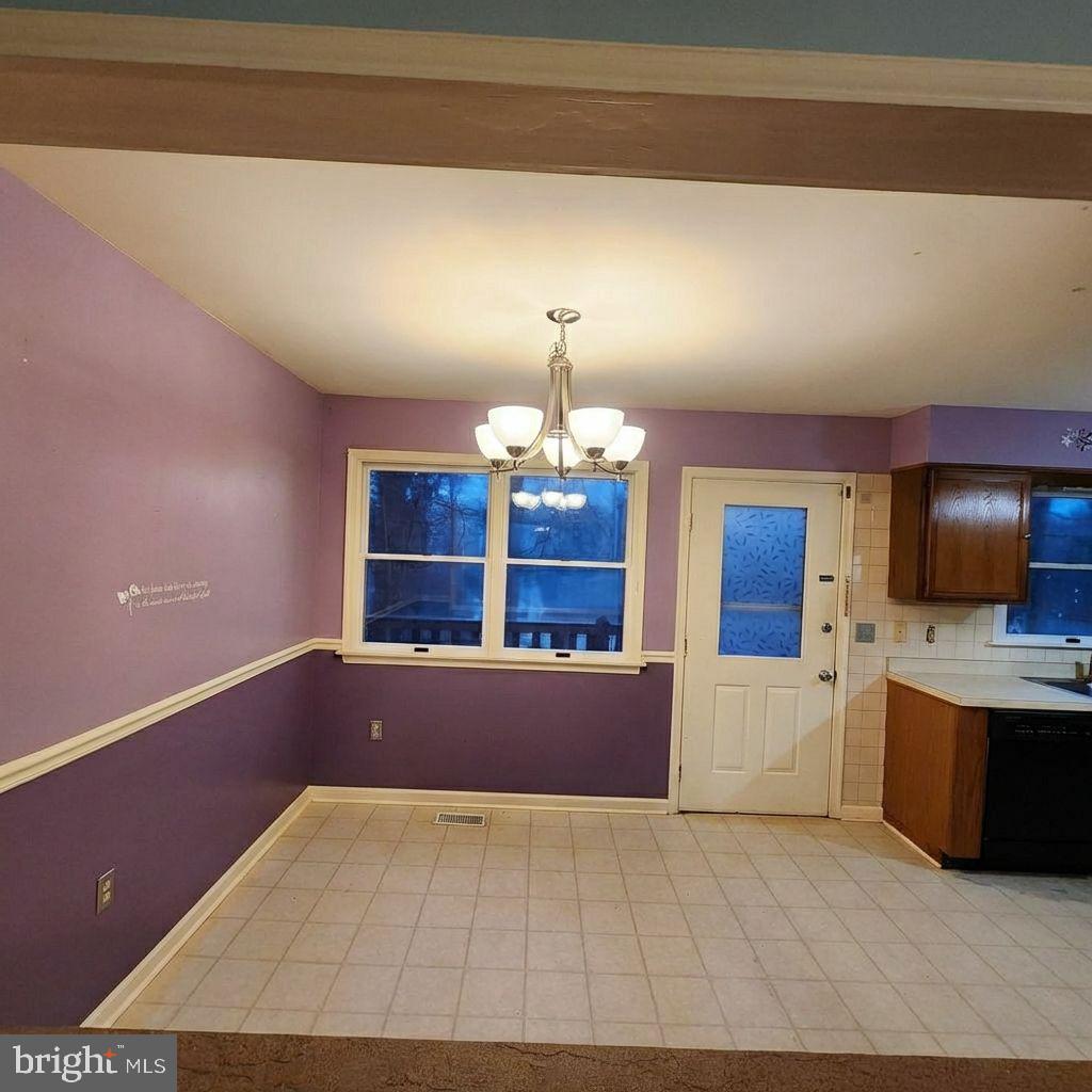 LONG BEACH - Residential