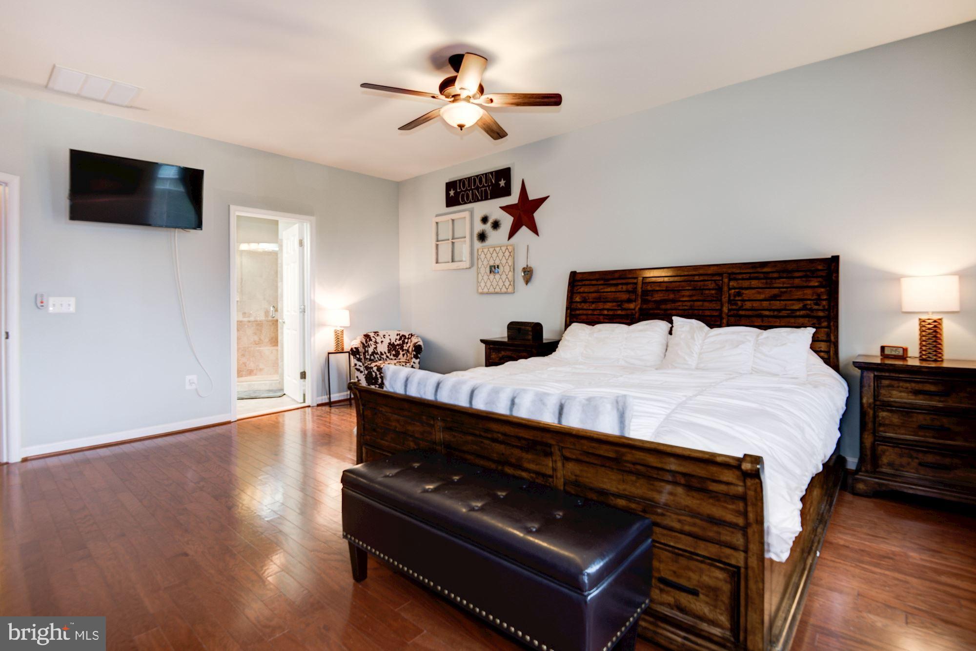 RESIDENCES AT DULLES PRK - Residential Lease