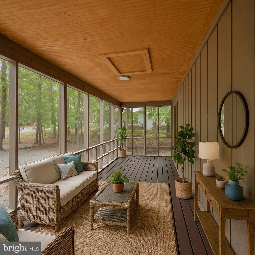 206 STRATFORD CIRCLE