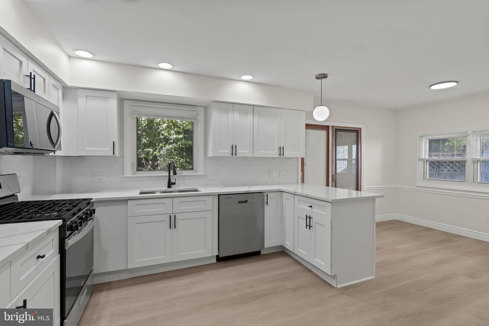 HAVERTOWN - Residential