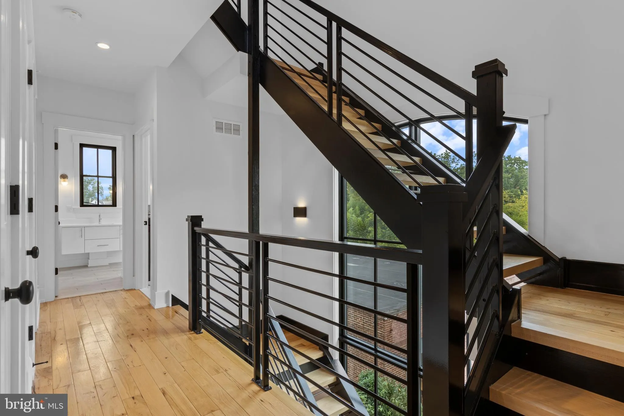 Wayne, Pennsylvania 19087, United States, 3 Bedrooms Bedrooms, ,4 BathroomsBathrooms,Residential,Active,251048