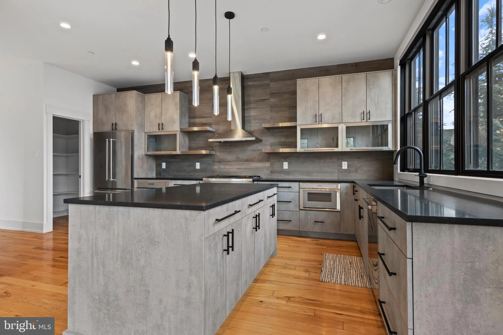 Wayne, Pennsylvania 19087, United States, 3 Bedrooms Bedrooms, ,4 BathroomsBathrooms,Residential,Active,251048