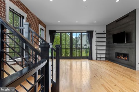 Tiny photo for 207 Willow Avenue, WAYNE, PA 19087 (MLS # PADE2104918)