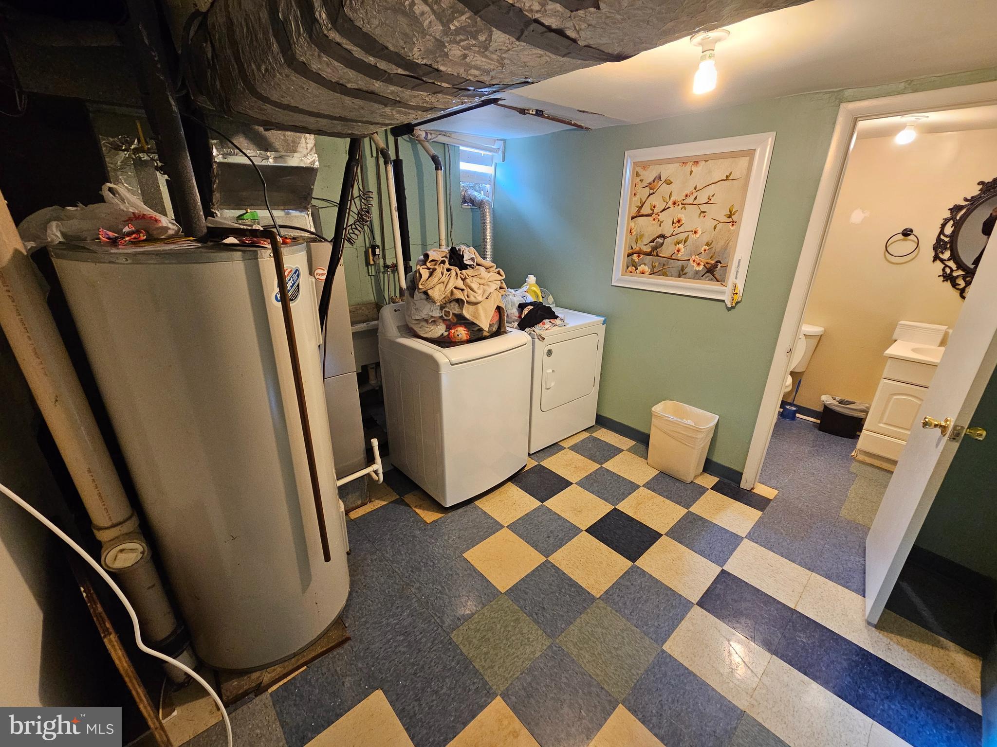 NEWPORT ESTATES - Residential