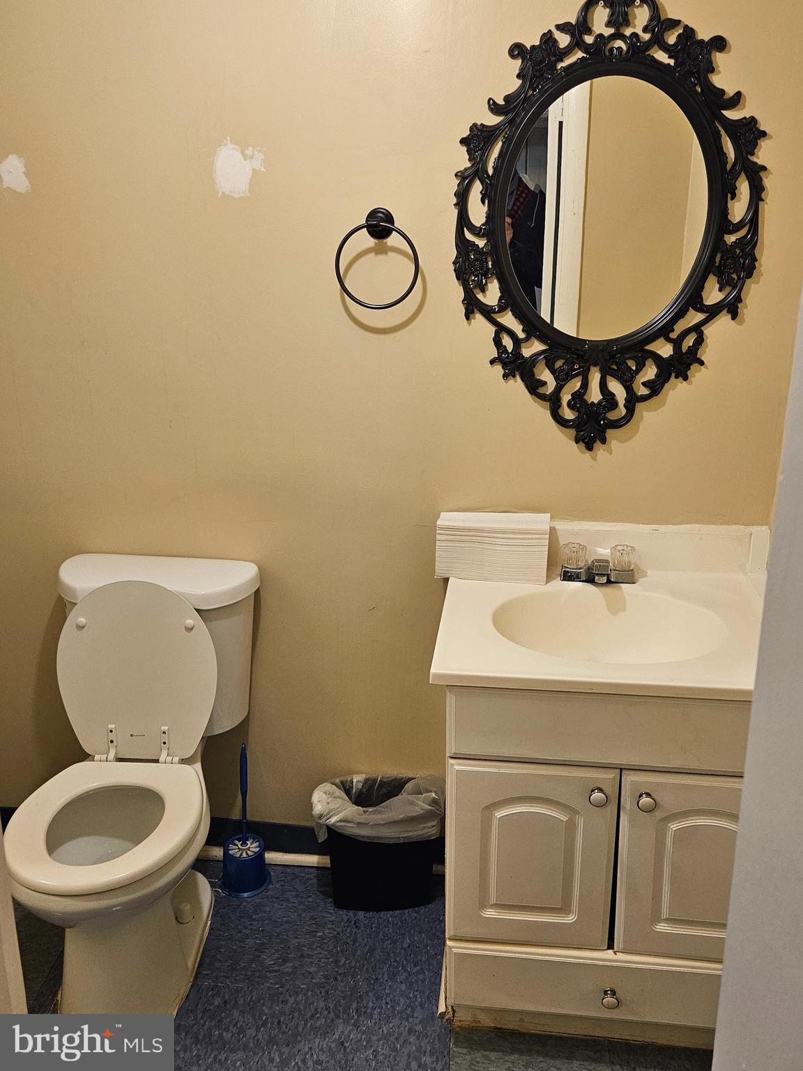 NEWPORT ESTATES - Residential