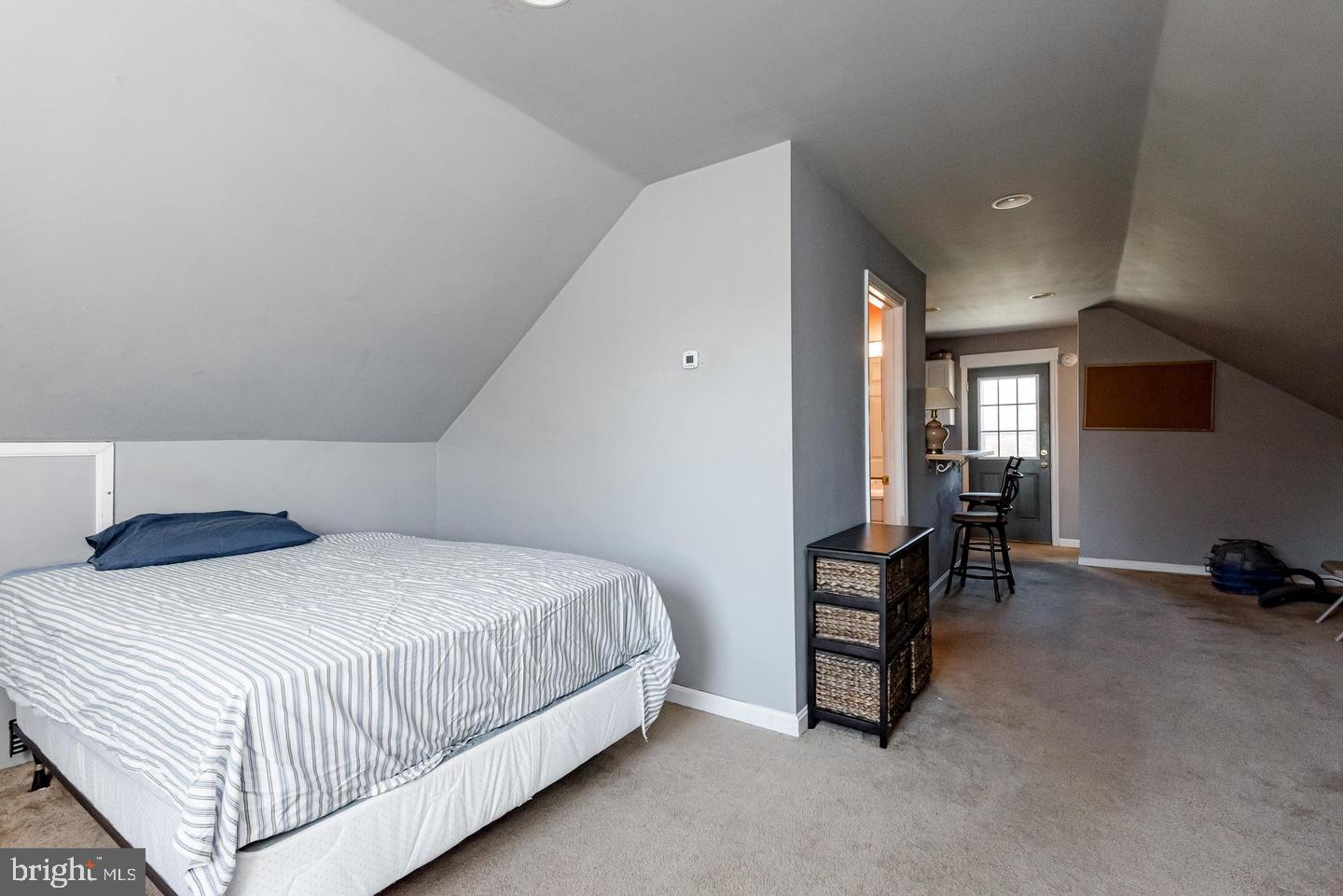 WOODMORE MEADOWS - Residential