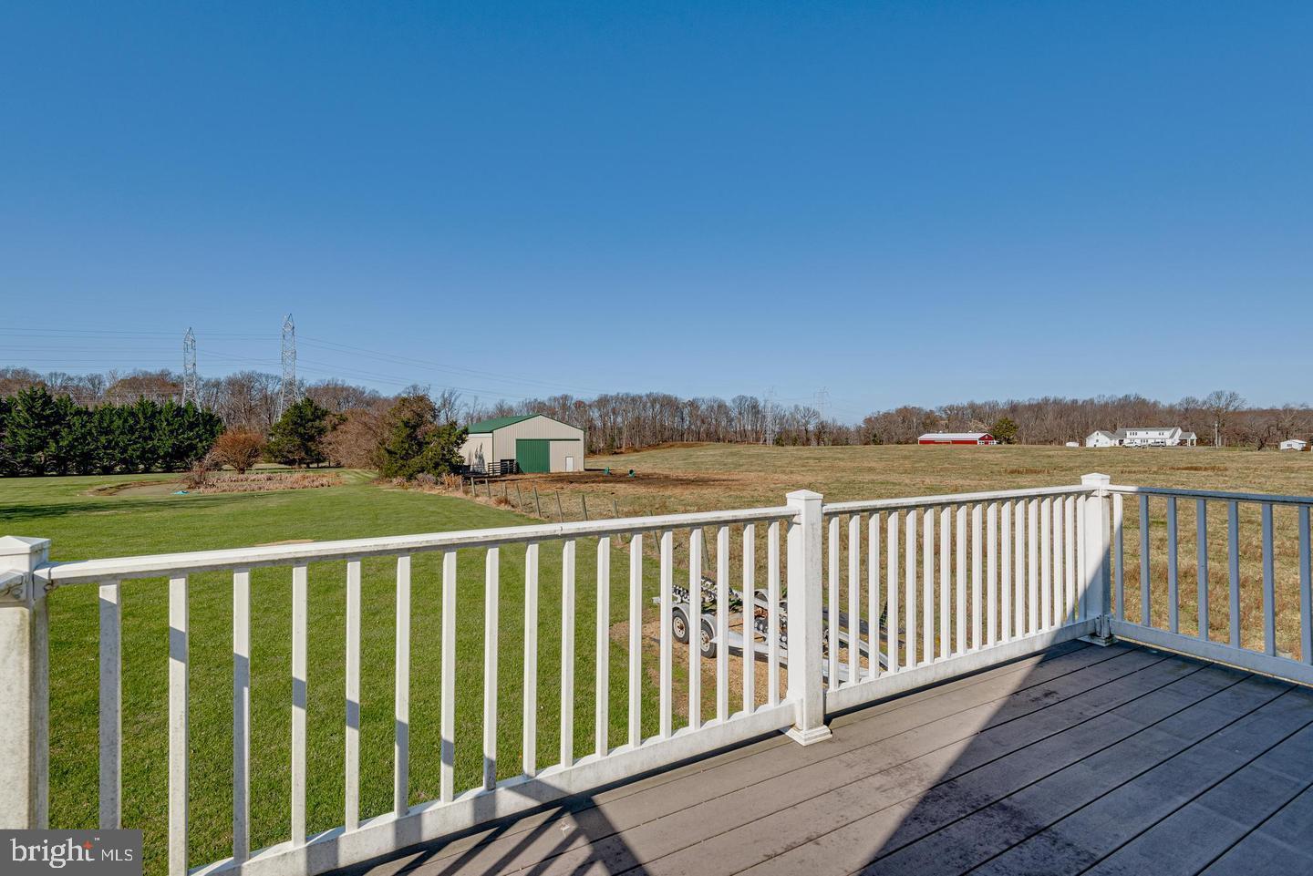 WOODMORE MEADOWS - Residential