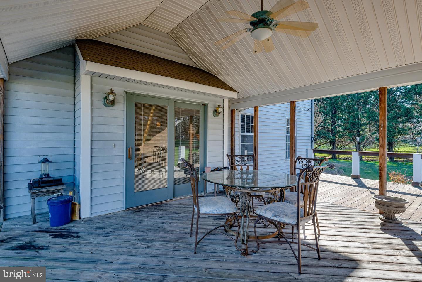 WOODMORE MEADOWS - Residential