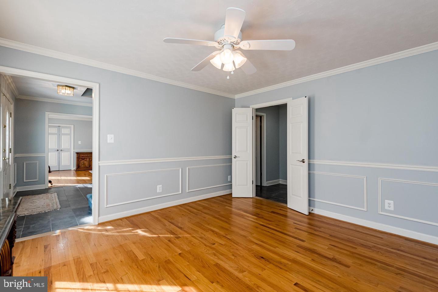 WOODMORE MEADOWS - Residential